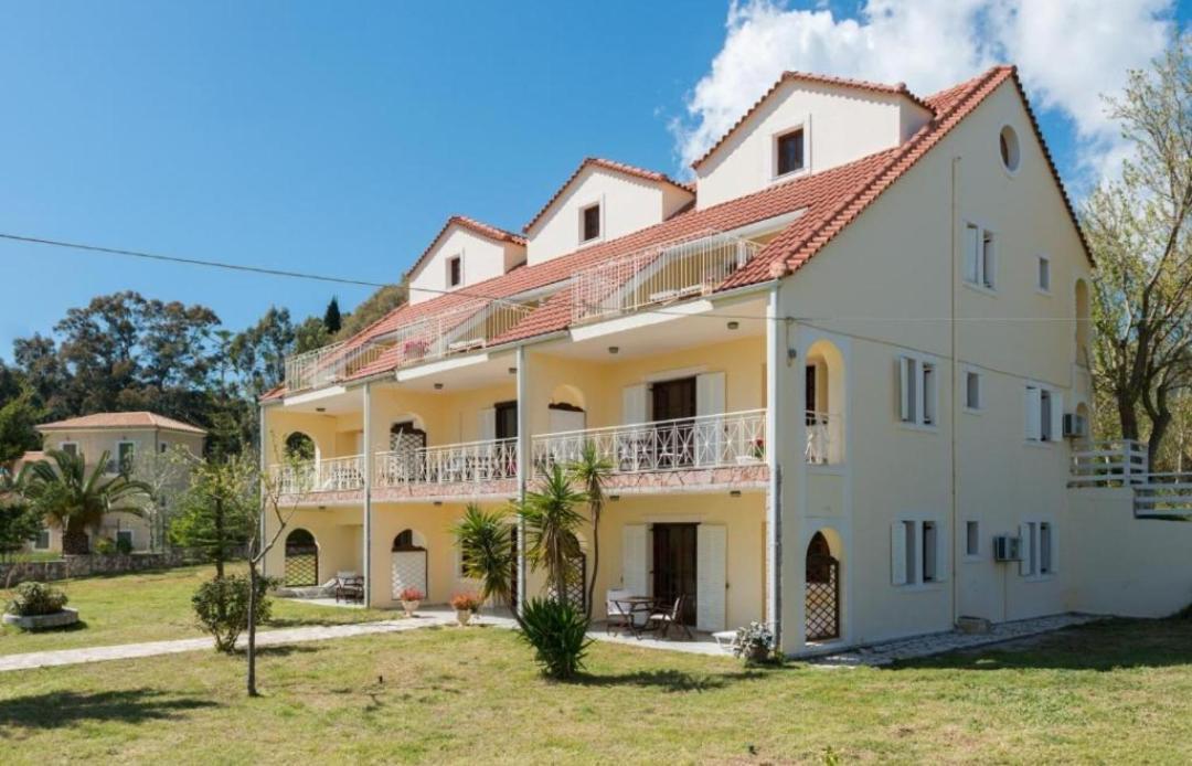 Southbank Seafront Apartments Кателиос Экстерьер фото