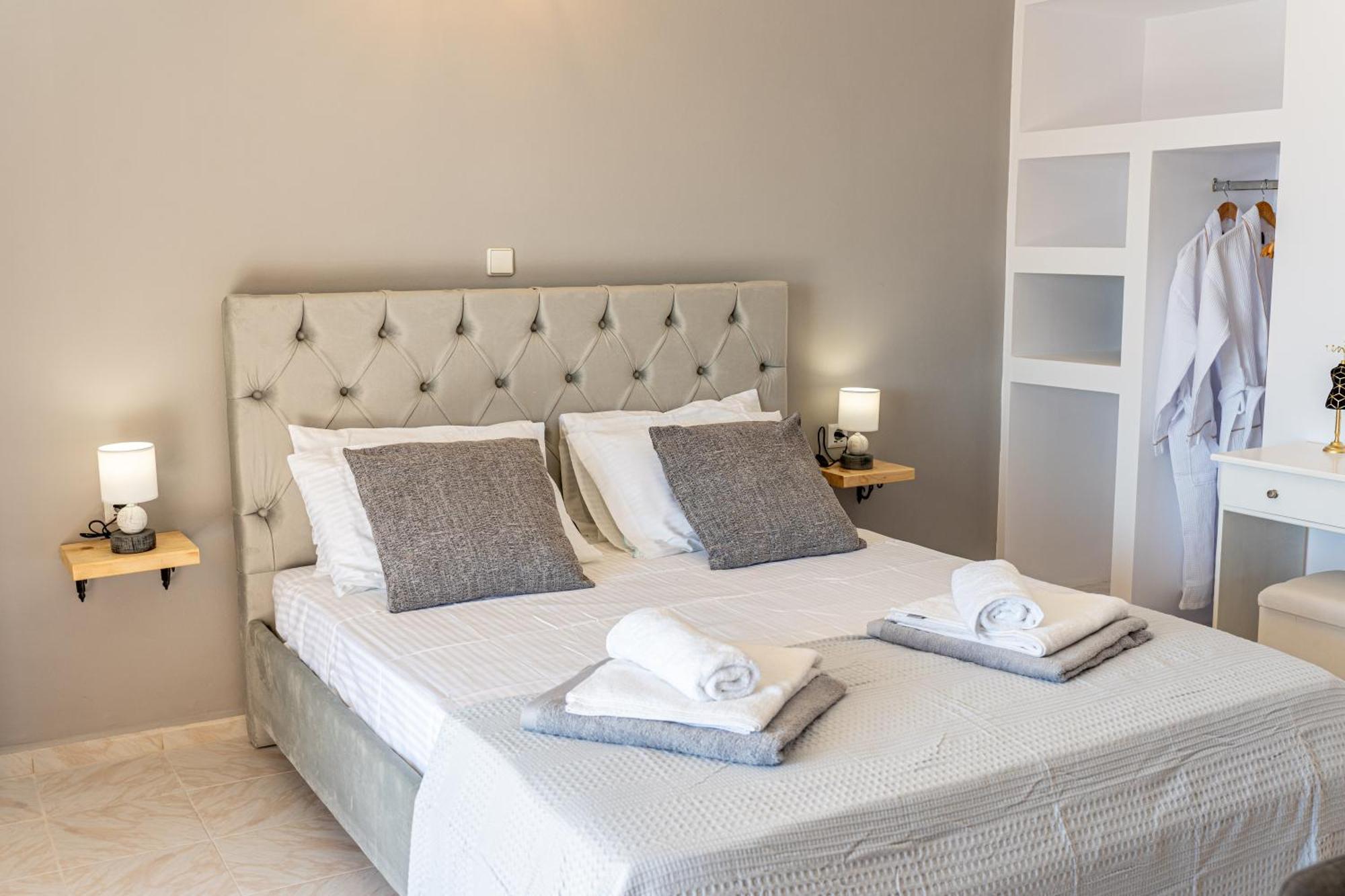 Southbank Seafront Apartments Кателиос Экстерьер фото