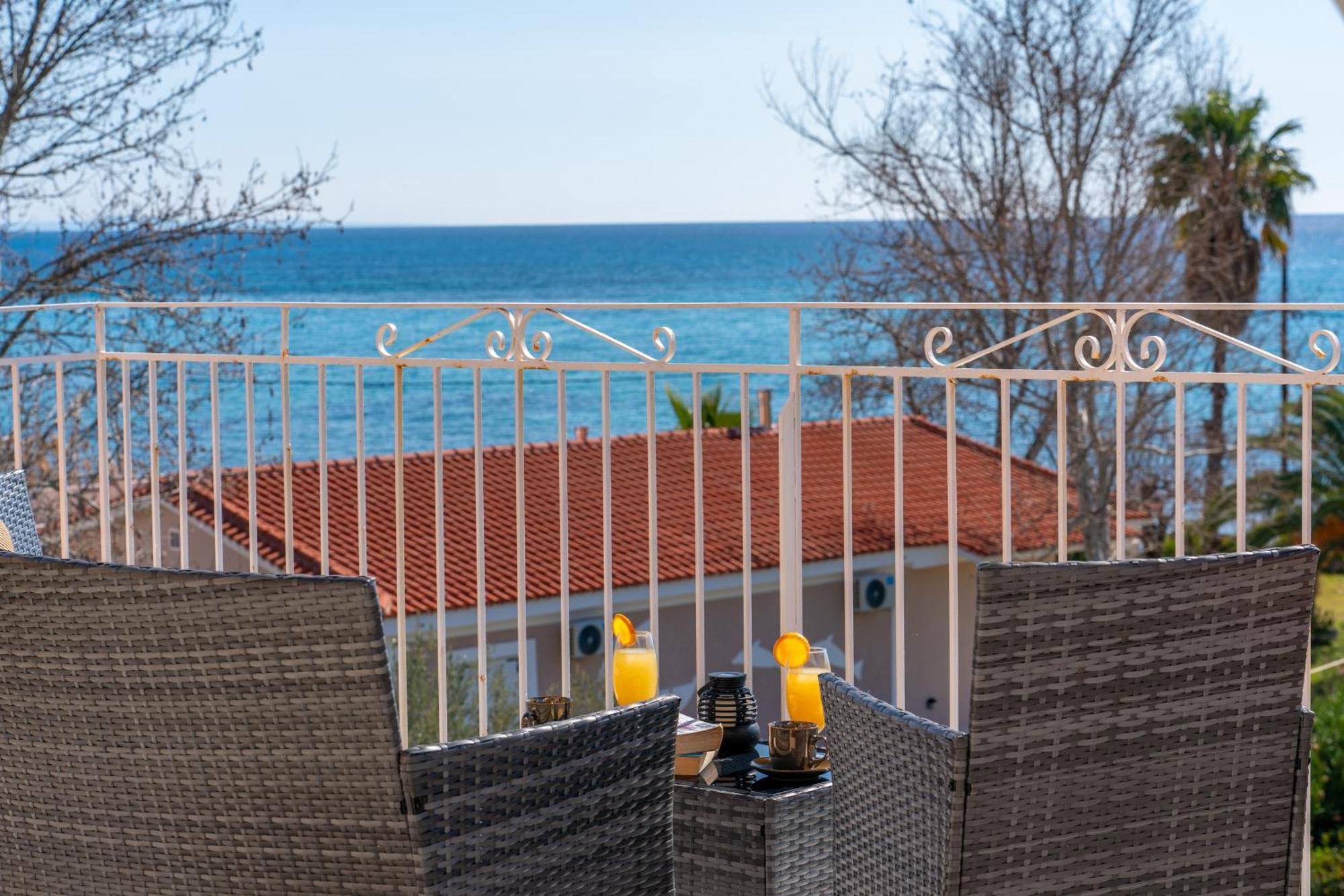 Southbank Seafront Apartments Кателиос Экстерьер фото
