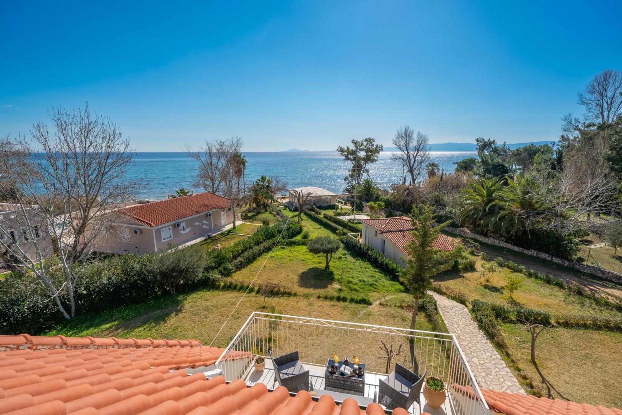 Southbank Seafront Apartments Кателиос Экстерьер фото
